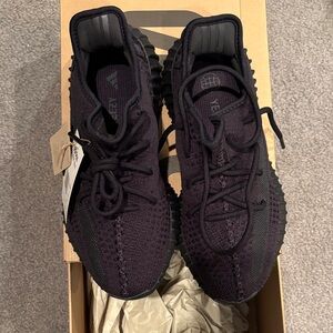 Adidas Yeezy Boost 350 V2 Black Sneakers